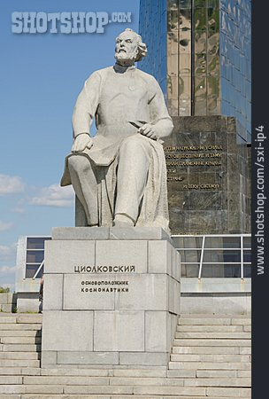 
                Kosmonautenmuseum, Raketentechnik, Konstantin Ziolkowski                   