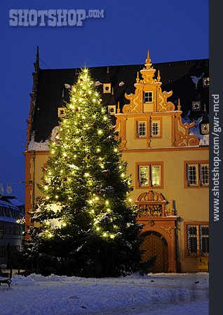 
                Rathaus, Weihnachtlich, Groß-umstadt                   