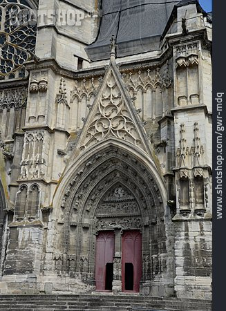 
                Gotik, Kathedrale St. étienne                   