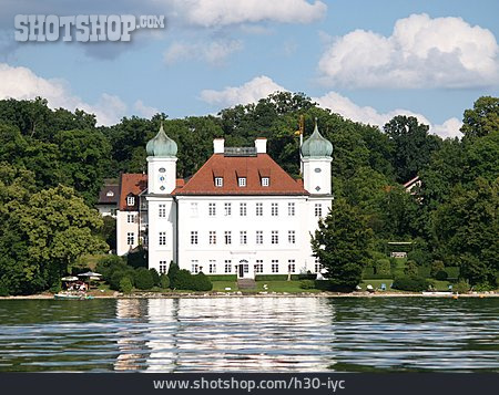 
                Starnberger See, Schloss Ammerland                   