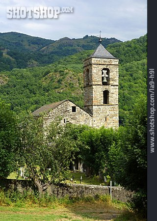 
                Gotteshaus, Romanische Kirche, Katalonien                   