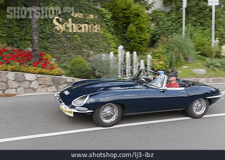 
                Oldtimer, Schenna, Jaguar E-type                   