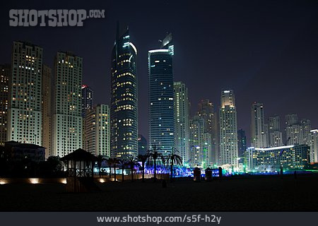 
                Wolkenkratzer, Dubai                   