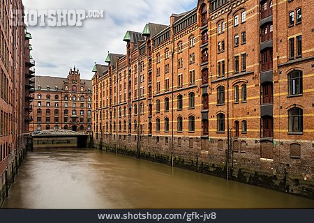 
                Hamburg, Speicherstadt                   