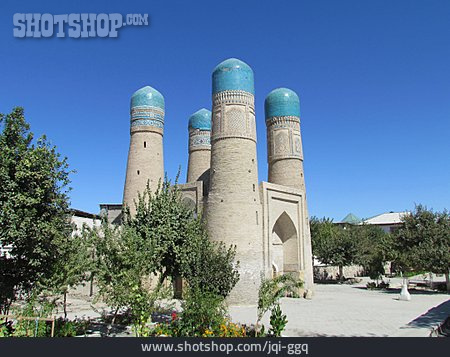 
                Mosque, Chor Minor                   