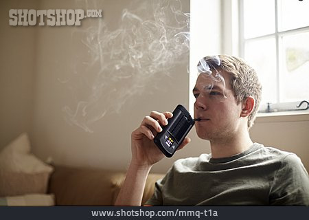 
                Akku, E-zigarette, Verdampfer                   