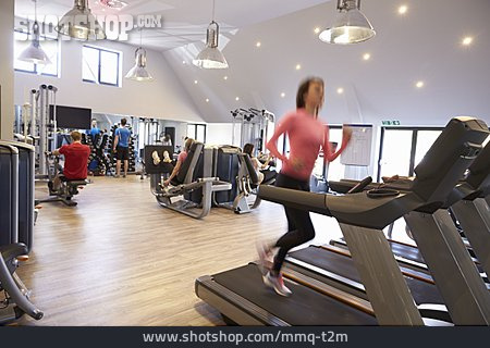 
                Fitnessstudio, Fitnessgerät, Workout                   