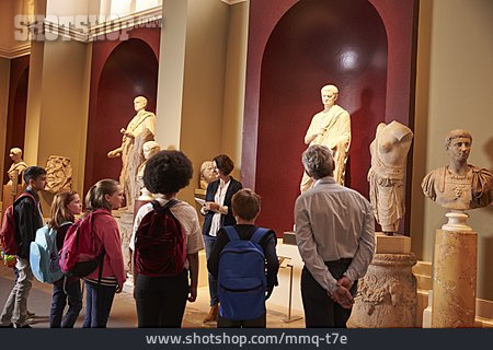 
                Museum, Antike, Schulklasse                   