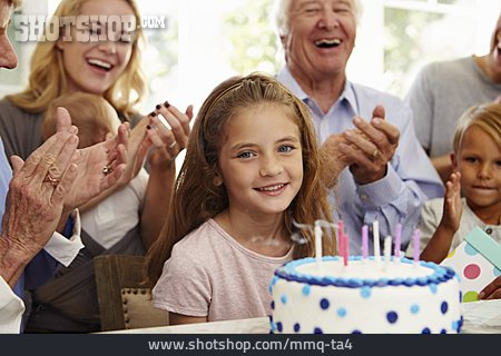 
                Geburtstag, Kindergeburtstag, Geburtstagskuchen, Familienfeier                   