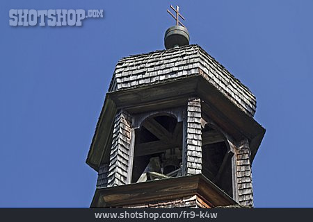 
                Glockenturm, Holzschindeln, Gertrudiskapelle                   