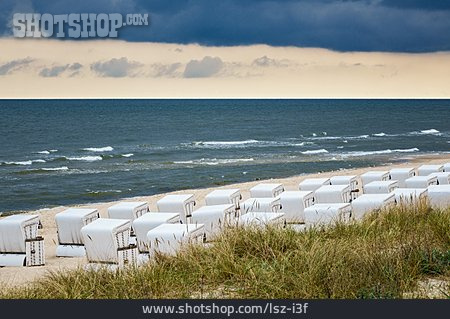 
                Strandkörbe, Ostseeküste, Zinnowitz                   