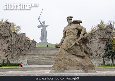 
                Kriegsdenkmal, Mamajew-hügel, Mutter-heimat-statue                   