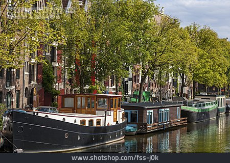 
                Boot, Gracht, Amsterdam                   