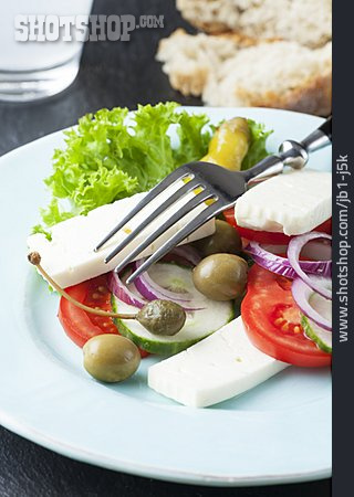 
                Griechischer Salat, Antipasti                   