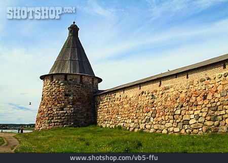 
                Steinmauer, Solowezki-kloster                   