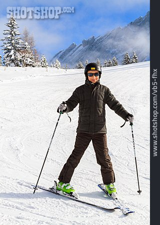 
                Junge, Wintersport, Skilaufen                   