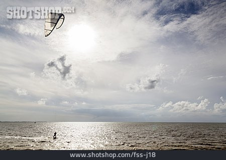 
                Nordsee, Surfen, Kitesurfen                   