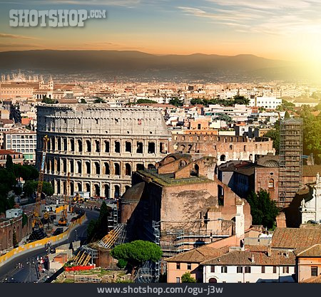 
                Rom, Kolosseum                   