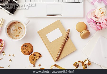 
                Schreibtisch, Kreativ, Blogger                   