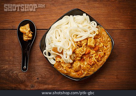 
                Asiatische Küche, Curry, Hühnchen                   