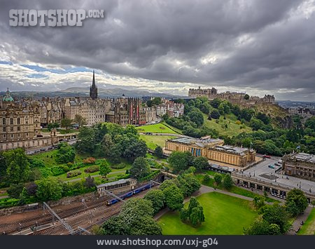 
                Altstadt, Edinburgh                   