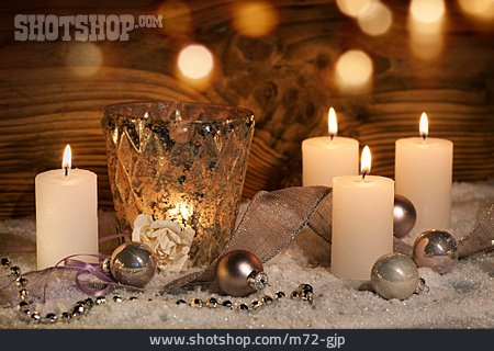 
                Kerze, Adventszeit, Weihnachtsdeko                   