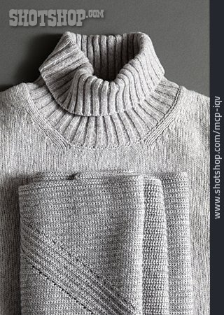 
                Pullover, Strickpullover, Winterkleidung                   