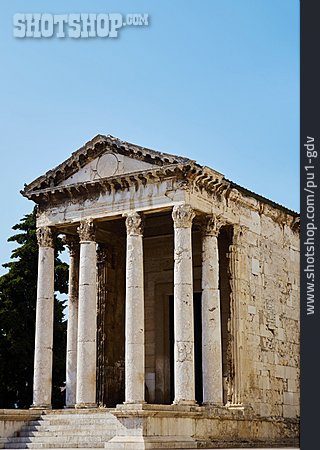 
                Tempel, Tempelruine, Augustus-tempel                   