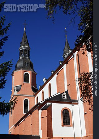 
                Basilika, Prüm                   