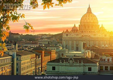 
                Rome, Petersdom, Vatican                   