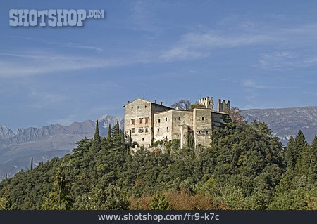 
                Kastell, Castel Madruzzo                   