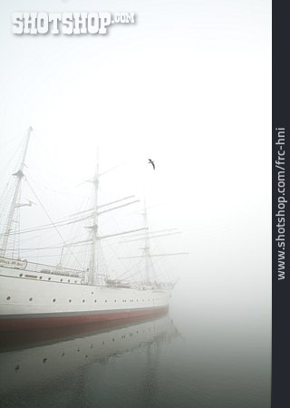 
                Nebel, Segelschiff, Maritim                   
