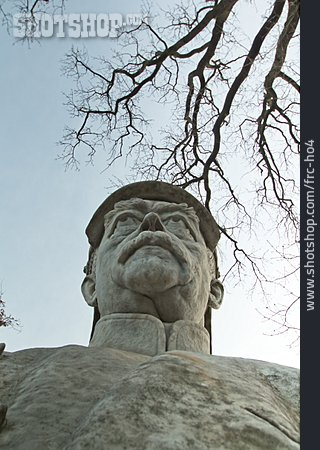 
                Berlin, Bismarckdenkmal                   