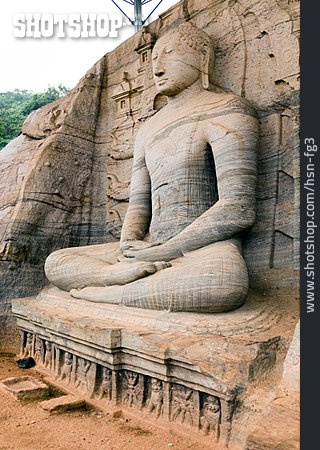 
                Buddha, Polonnaruwa, Gal Vihara                   