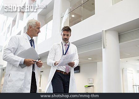 
                Healthcare & Medicine, Doctor, Meeting                   