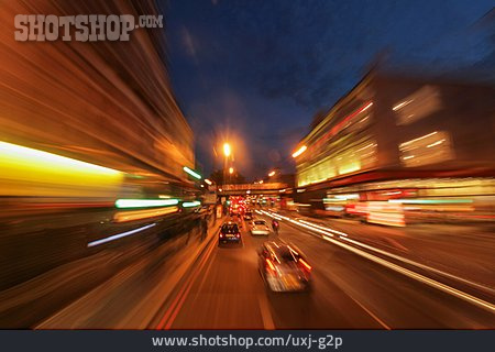 
                Bewegungsunschärfe, Straßenverkehr                   