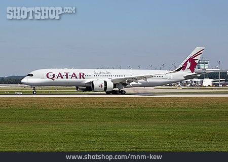 
                Qatar Airways, Airbus A350                   