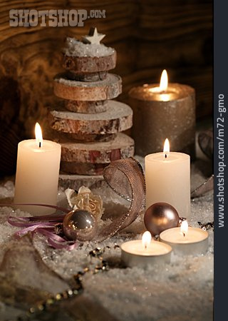 
                Kerze, Adventszeit, Weihnachtsdeko                   