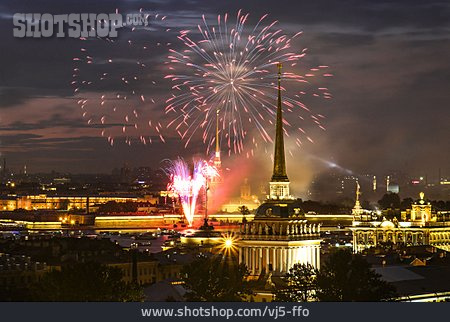 
                Feuerwerk, Sankt Petersburg, Peter-und-paul-festung                   