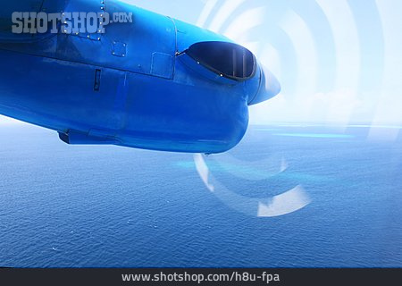 
                Wasserflugzeug                   