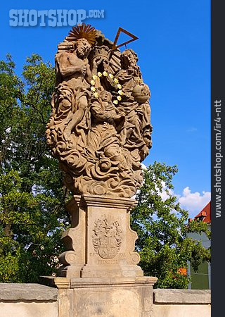 
                Statue, Glatz, Johannisbrücke                   