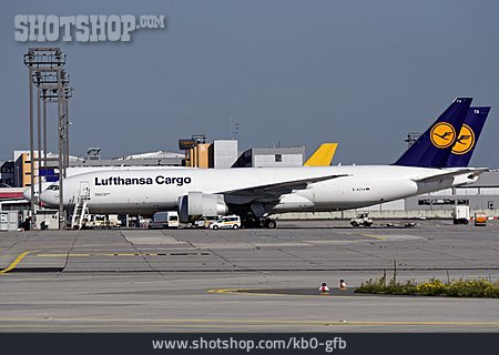 
                Flughafen, Transportmaschine, Lufthansa                   