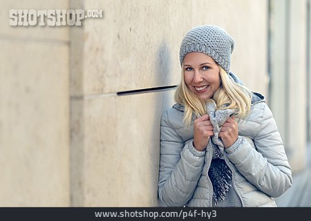 
                Frau, Winterkleidung                   