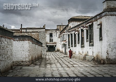 
                Tibet, Mönch                   