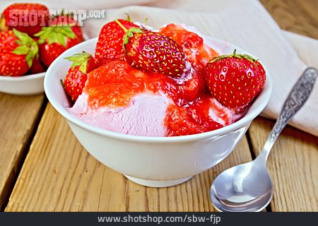 
                Erdbeeren, Erdbeereis                   