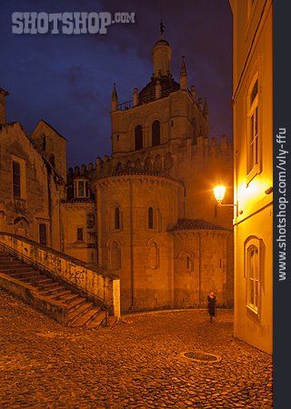 
                Altstadt, Coimbra                   