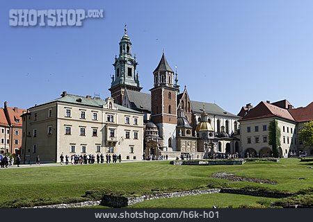 
                Königsschloss, Wawel                   