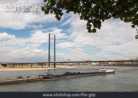 
                Frachtschiff, Rheinkniebrücke                   