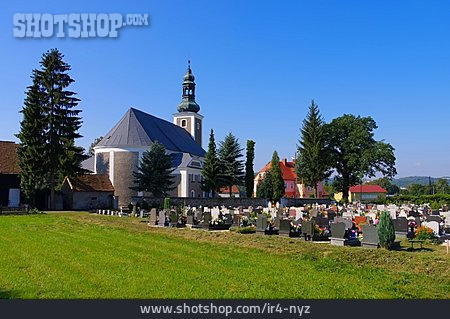 
                Kirche, Friedhof, Trzebieszowice                   