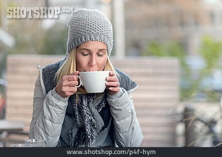 
                Kaffeepause, Herbstmode                   